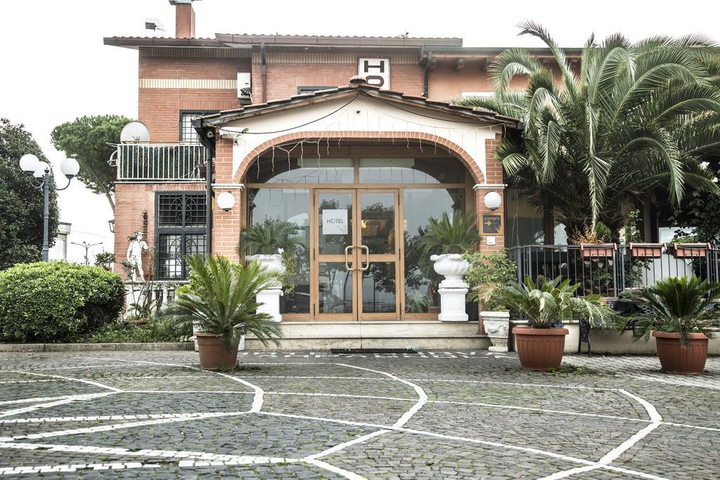 Camp'S Hotel Colonna Exterior foto